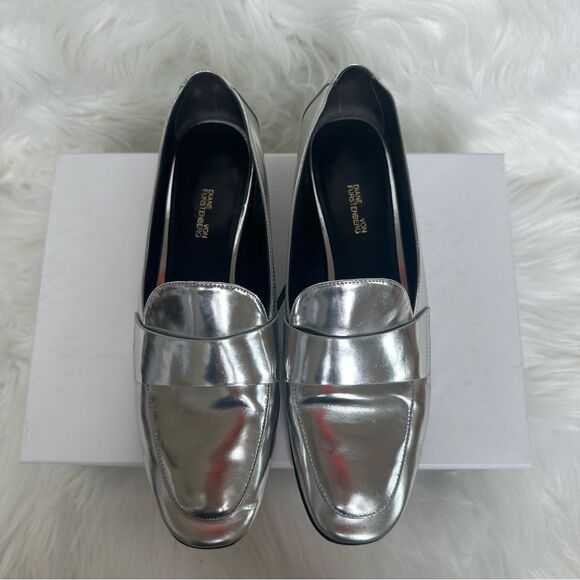 Flats_&_Loafers